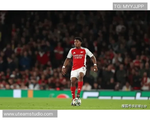 足总杯阿森纳大胜曼联五球狂潮引发争议判罚热议